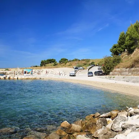 Apartman With A Parking Space - 13187 Split