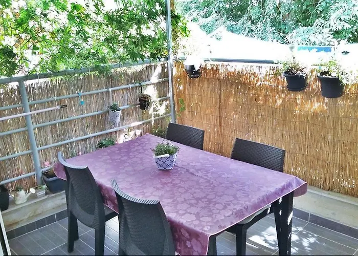 With A Parking Space - 13187