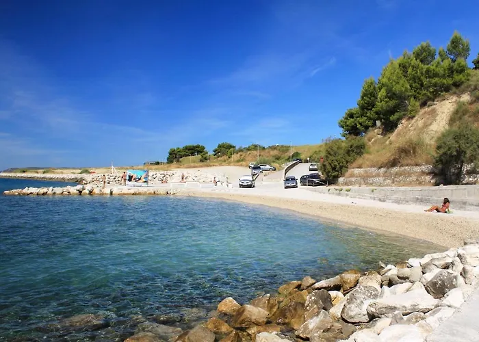 Apartment With A Parking Space - 13187 Split